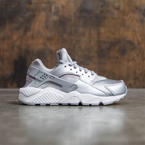 nike huarache wit zilver|huarache foot locker.